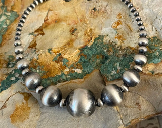 Graduated Sterling Silver Pearl Stretch Bracelet | 3mm–14mm