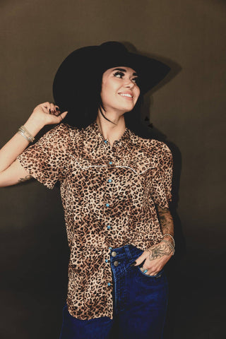 Leopard pearl snap