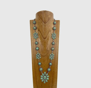 29 Inches Silver with Green Stone Concho Link Chain necklace